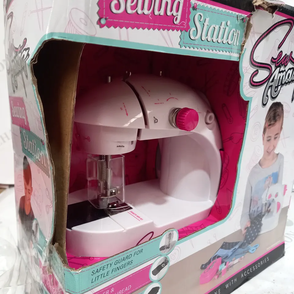 BOXED SEW AMAZING SEWING STATION FOR KIDS 