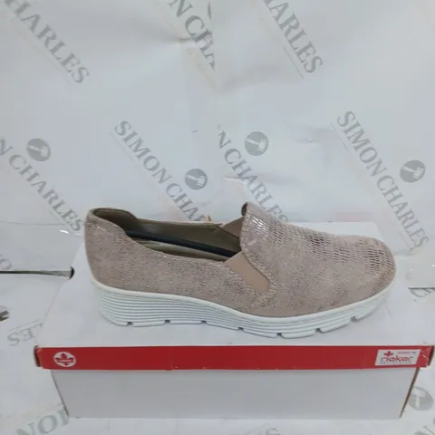 RIEKER CASUAL SLIP ON WEDGE SHOE - UK SIZE 4, ROSE GOLD