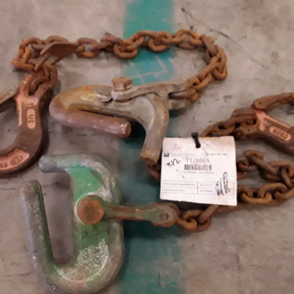 PAIR OF E-CLIP DROPPER CHAINS / FLEETED