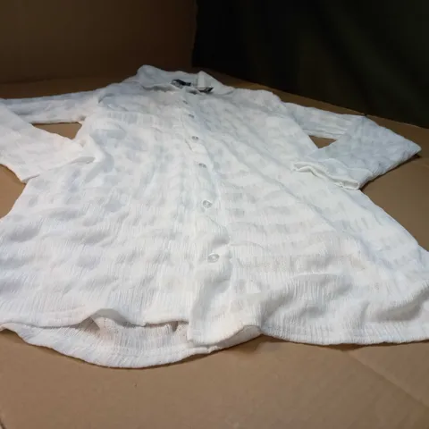 BOOHOO WHITE STRIPE SHIRT DRESS - SIZE 16