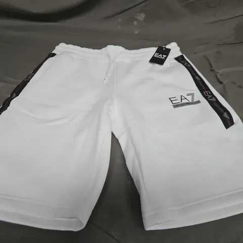 EMPORIO ARMANI CASUAL SHORTS - SIZE L
