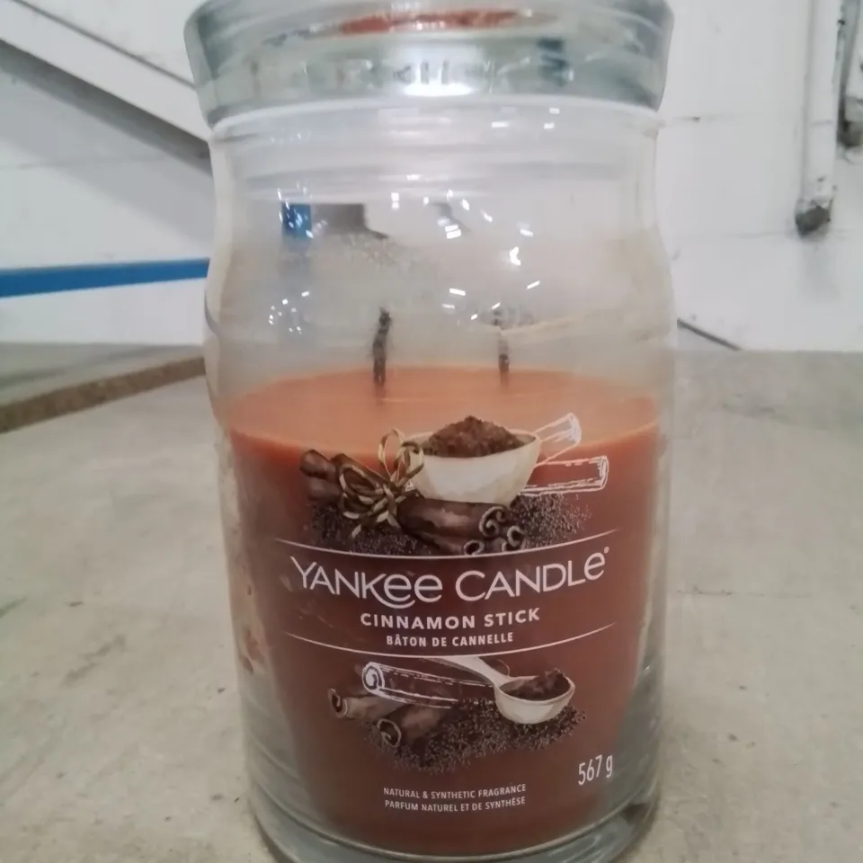 YANKEE CANDLE CLASSIC CINNAMON STICK CANDLE 