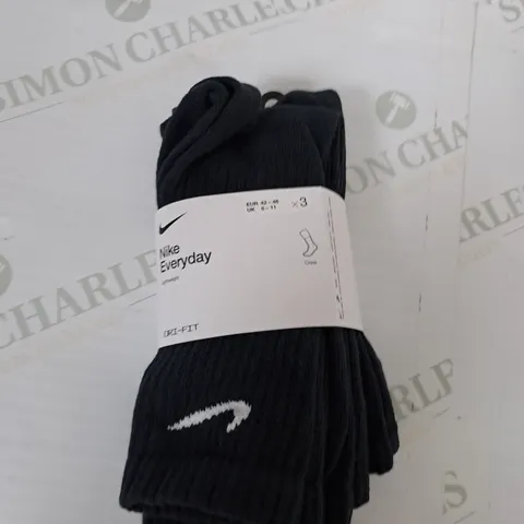 NIKE EVERYDAY LIGHTWEIGHT SOCKS - X3 - SIZE 8-11