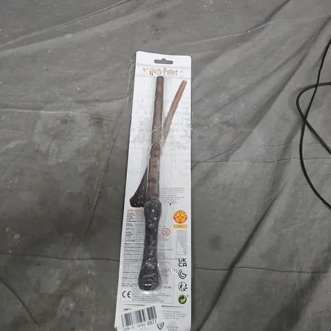 HARRY POTTER WAND – PACK TOY WAND (WIZARDING WORLD)