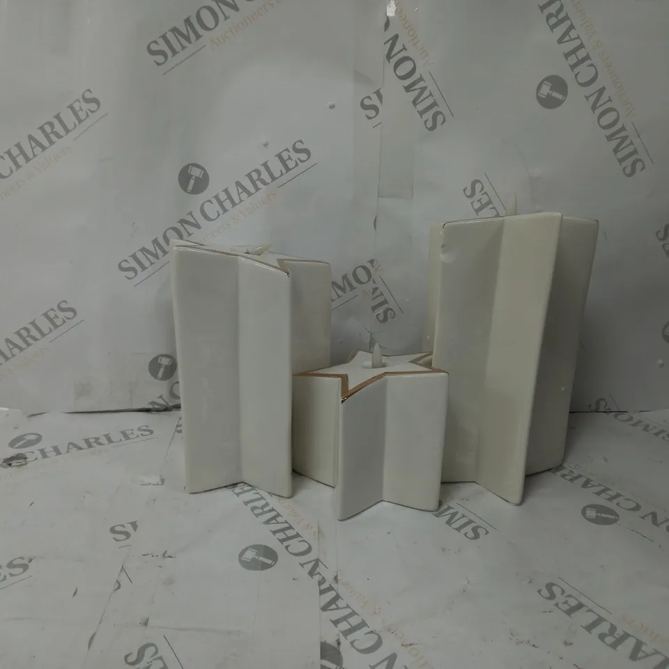 BOXED SET OF 3 PRE-LIT WHITE STAR CANDLES
