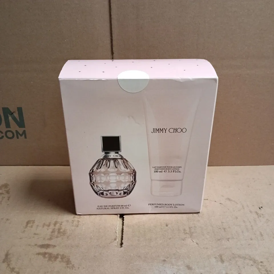 JIMMY CHOO 2 ITEM SET: EAU DE PARFUM 60ML + PERFUMED BODY LOTION 100ML