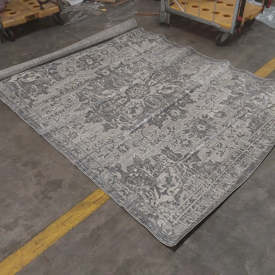 LIVABLISS MONACO RUG - 160 x 220cm