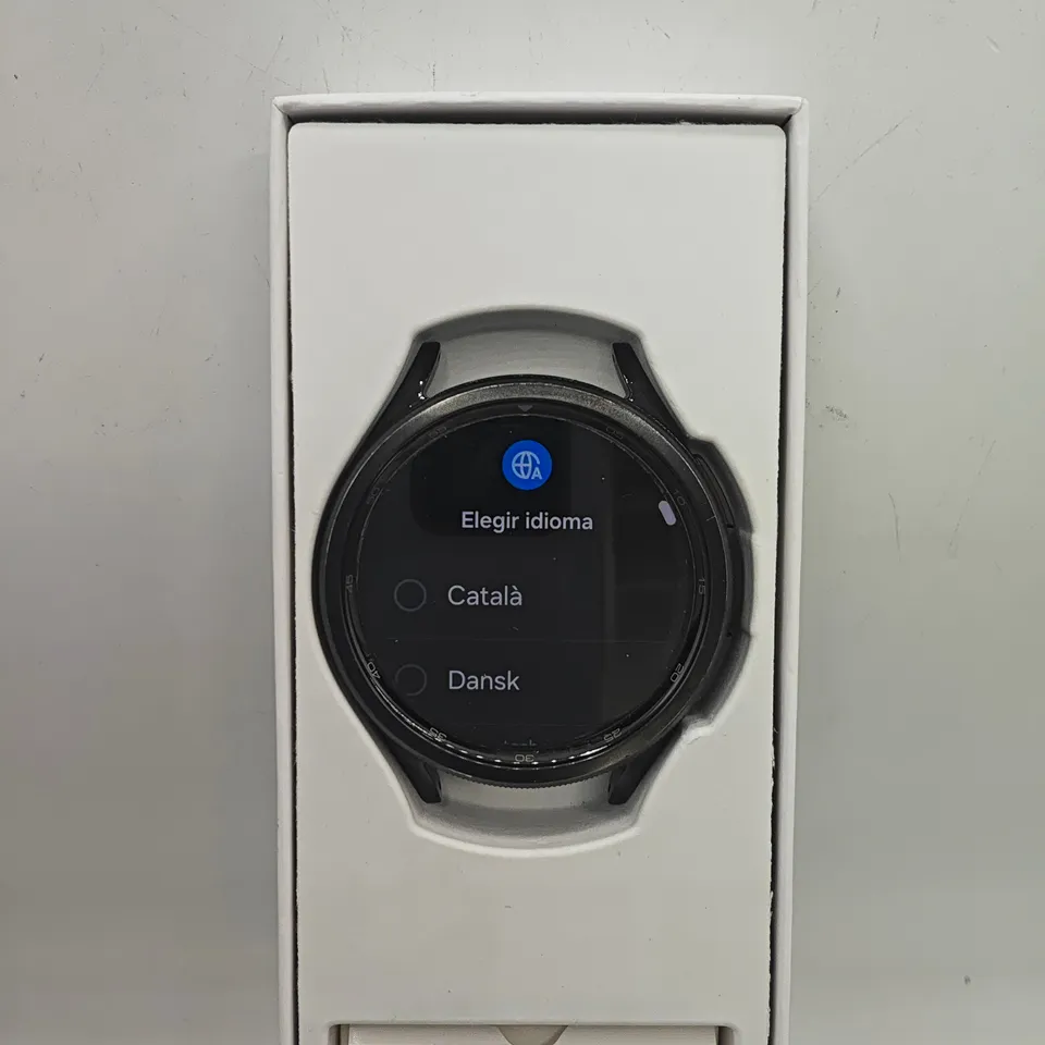 BOXED SAMSUNG GALAXY WATCH 6 CLASSIC WITH 2 STRAPS - SM-R960