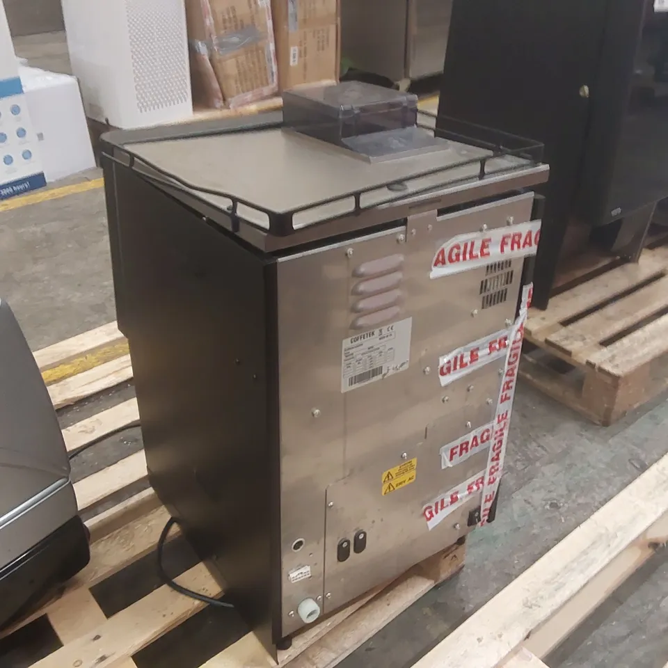 COFFETEK VITRO X3 COMMERCIAL COFFEE MACHINE