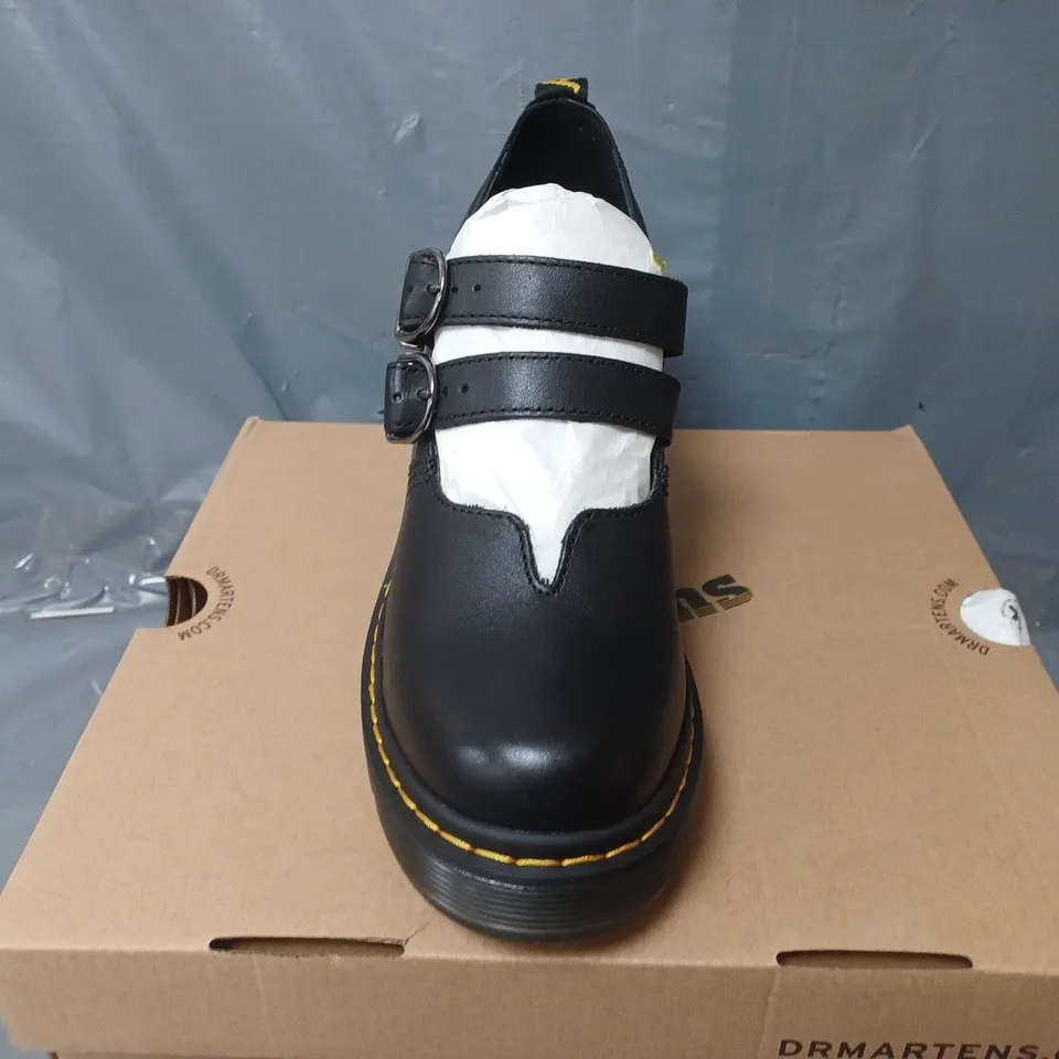 BOXED PAIR OF DR MARTENS EVIEE HEELED SHOES IN IN BLACK - UK 6.5