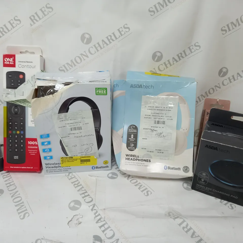 BOX OF APPROXIMATELY 25 ASSORTED ELECTRICALS TO INCLUDE ONE FOR ALL REMOTE, ONN WIRELESS HEADPHONES, WIRELESS CHARGING PAD, ETC
