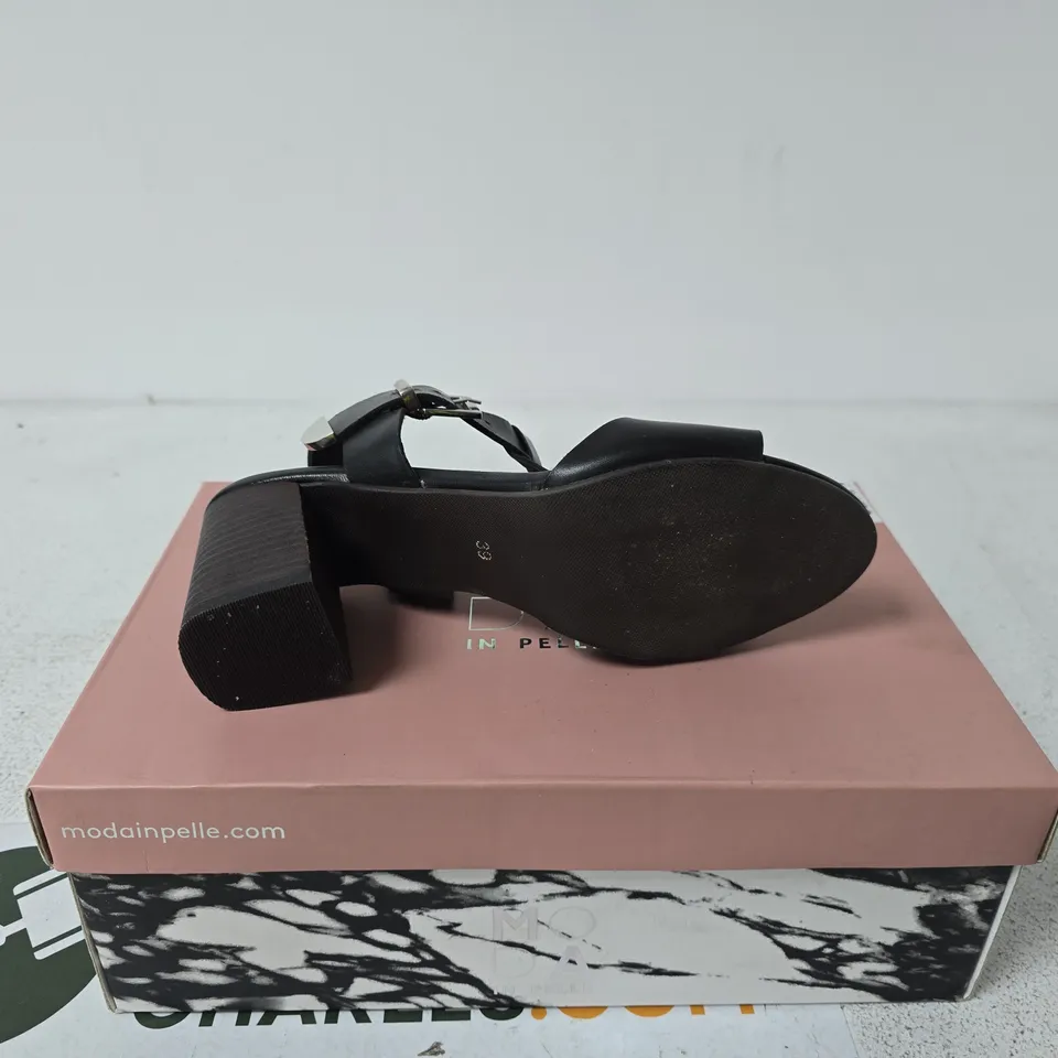 MODA IN PELLE MOLLIEY BLACK LEATHER SIZE 39 BOXED