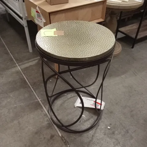JAIR SIDE TABLE