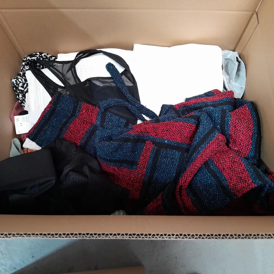 LARGE QUANTITY OF ASSORTED CLOTHIN ITEMS TO INCLUDE ZARA, ASOS AND TRIUMPH