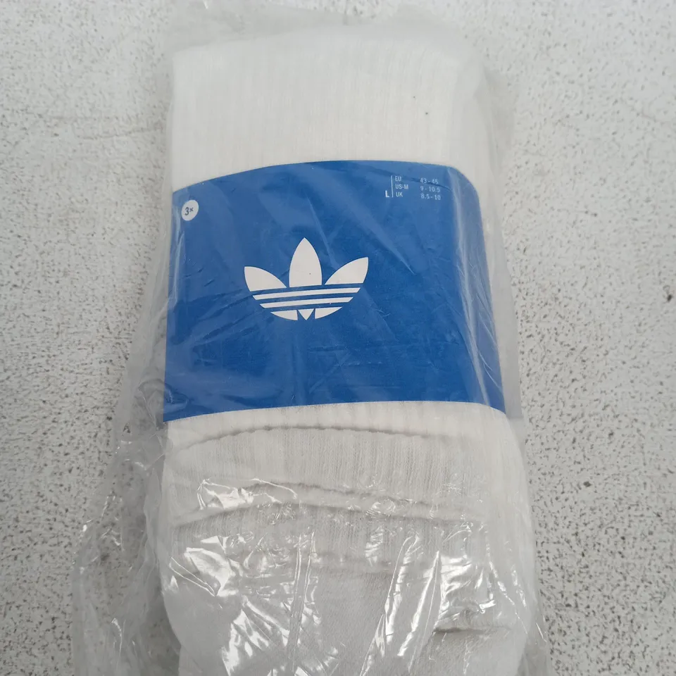ADIDAS WHITE SOCKS – X3 - LARGE