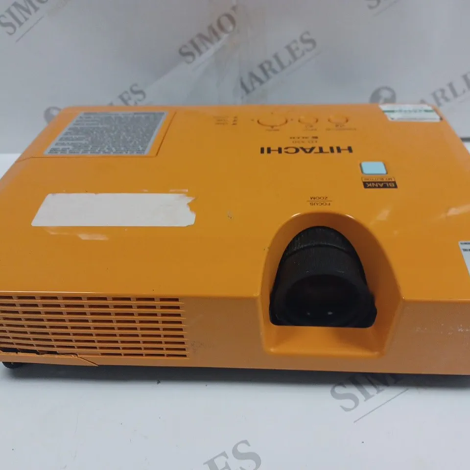 UNBOXED HITACHI ED-X50 LCD PROJECTOR