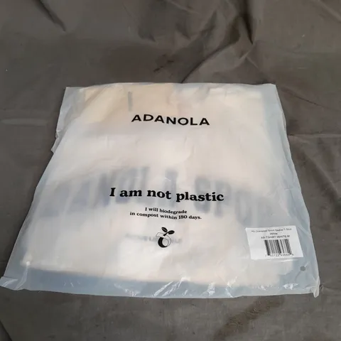 BAGGED ADANOLA SPORT OVERSIZED SHORT SLEEVE TSHIRT IN WHITE SIZE M