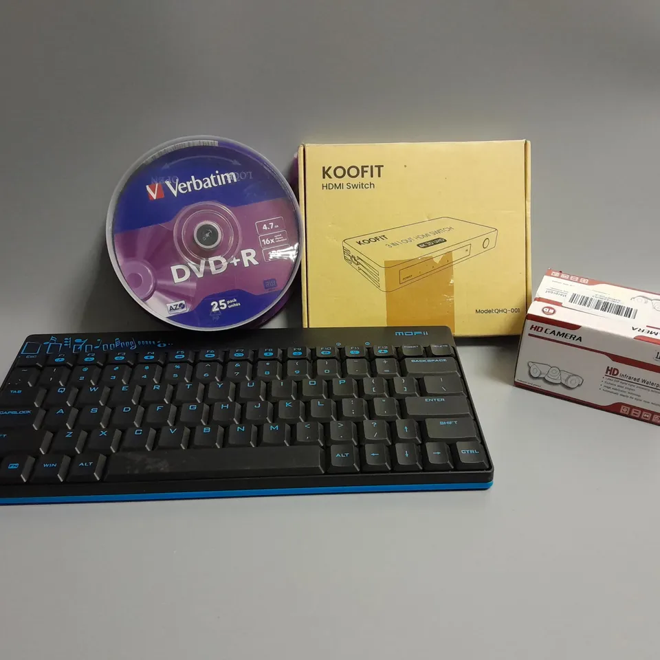 5 ASSORTED PRODUCTS TO INCLUDE HDMI SWITCH, HD CAMERA, MECHANICAL KEYBOARD, DVD+R SPINDLE 