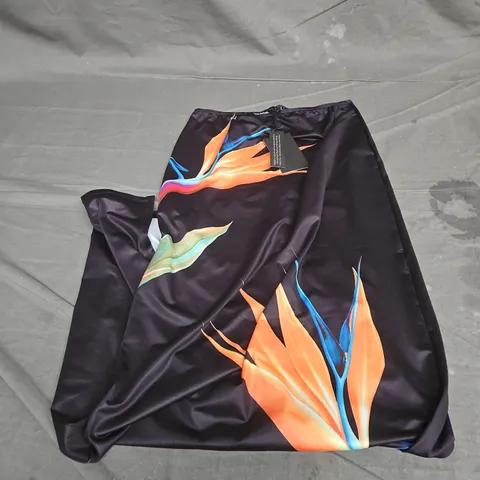 SOUTH BEACH SPLIT LEG MAXI SKIRT IN BLACK TROPICAL SIZE 8