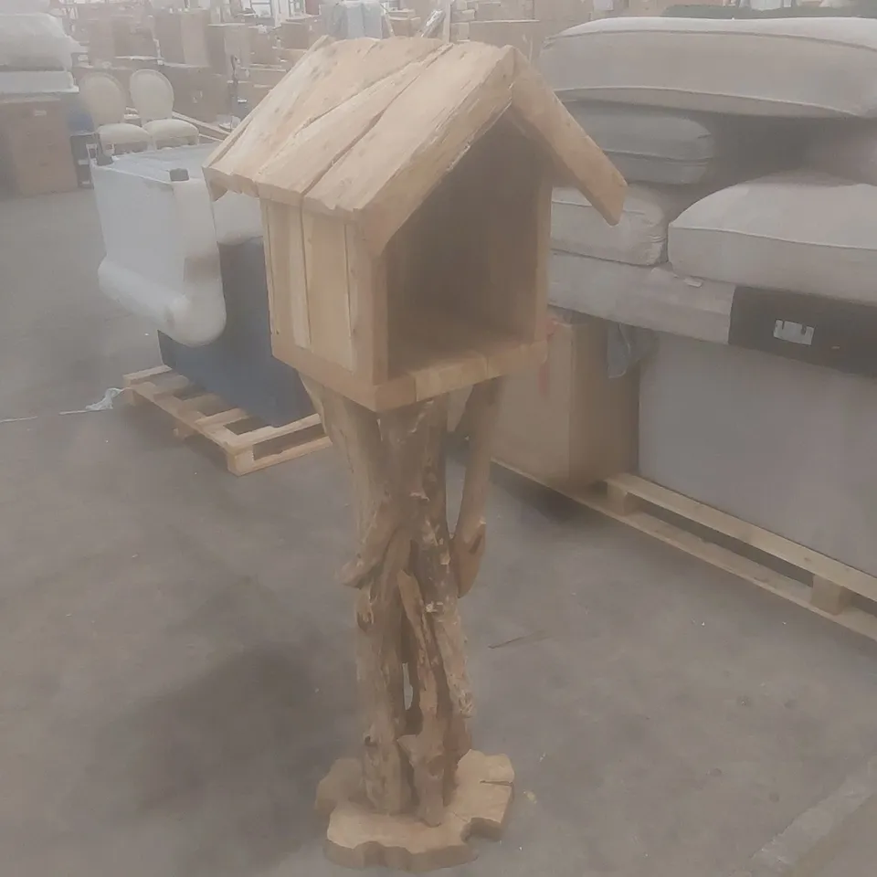 HOMES DIRECT 365 ROOT TIKI BIRD FEEDING HOUSE