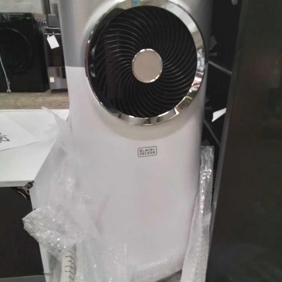BLACK + DECKER 3-in-1 AIR CONDITIONER IN WHITE - (BXAC40008G)