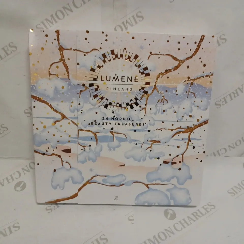 LUMENE 24 NORDIC BEAUTY TREASURES ADVENT CALENDAR