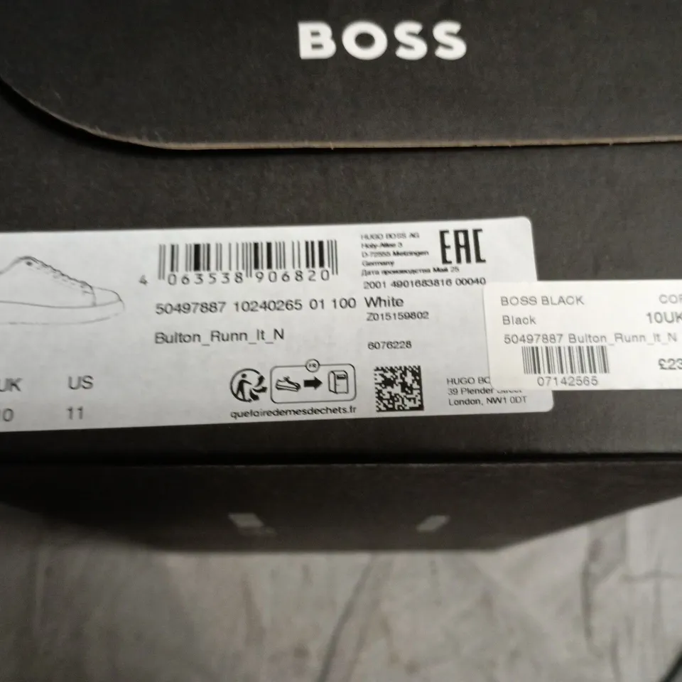 HUGO BOSS WHITE LEATHER TRAINERS– UK 10 (EU 44)