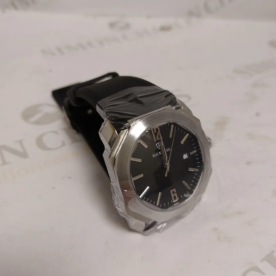 MEN’S RUCKSTUHL R180 WATCH – DATE FUNCTION – BLACK DIAL – CURVED SCRATCH RESISTANT CRYSTAL GLASS – RUBBER STRAP 