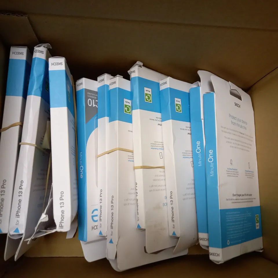 BOX OF APPROX 10 ASSORTED MINUTE ONE MOBILE PHONE CASES FOR VARIOUS PHONES	