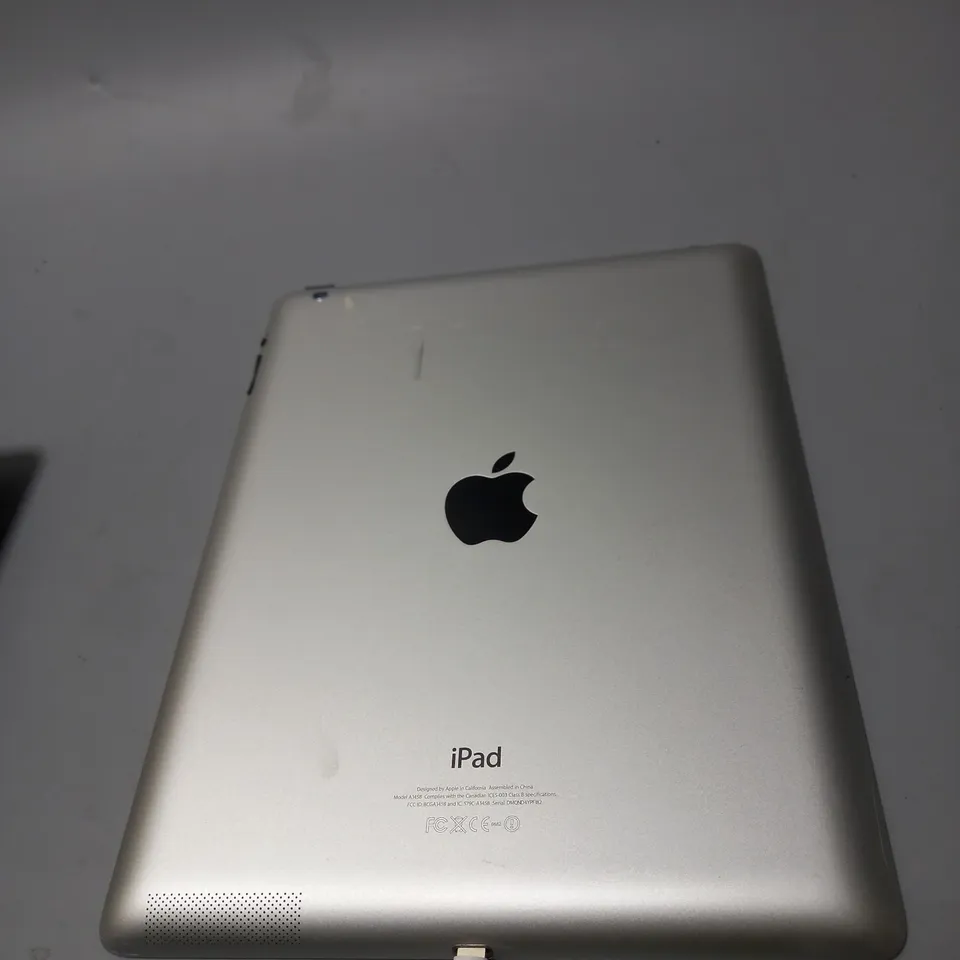 APPLE IPAD A1458 (4TH GEN) TABLET 