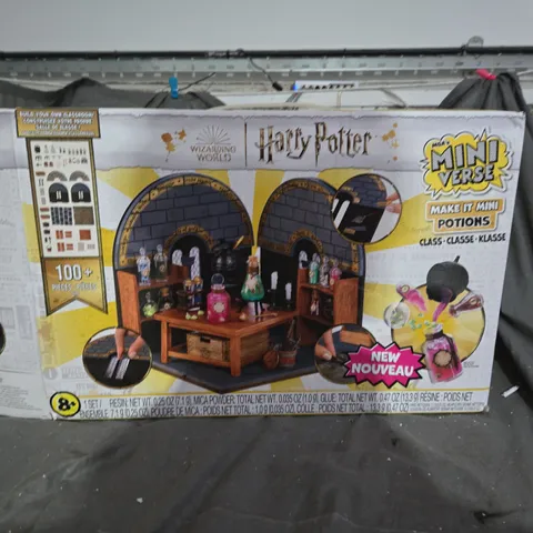 POLLY POCKET HARRY POTTER POTION CLASS