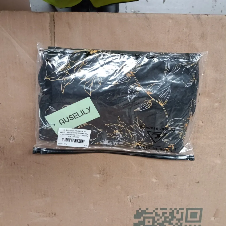 AUSELILY DRESS BLACK GOLDEN LEAF SIZE M IN PLASTIC PACKAGING 