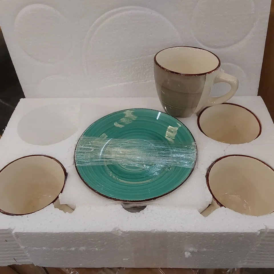 BOXED BELLC 4 PIECE MUG AND SAUCER SET 
