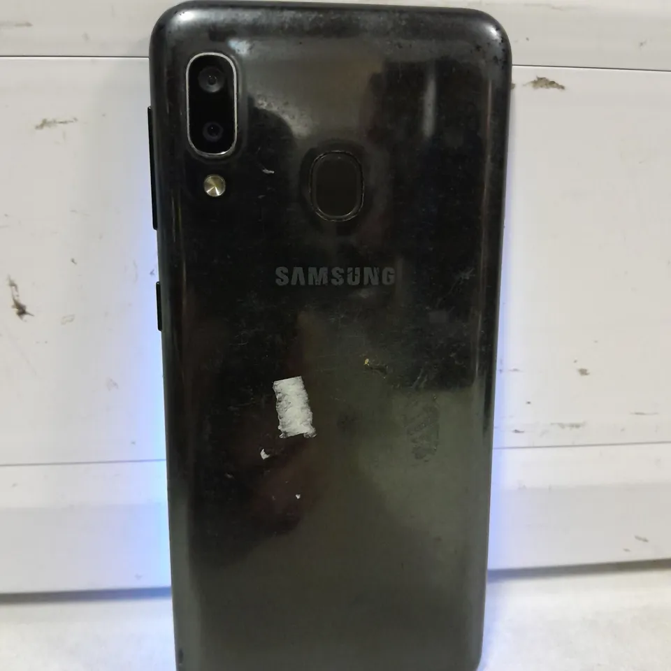 SAMSUNG GALAXY A20E MOBILE PHONE