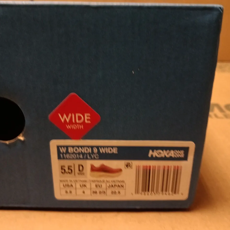 HOKA BONDI WIDE RUNNING SHOES – PINK SIZE 4
