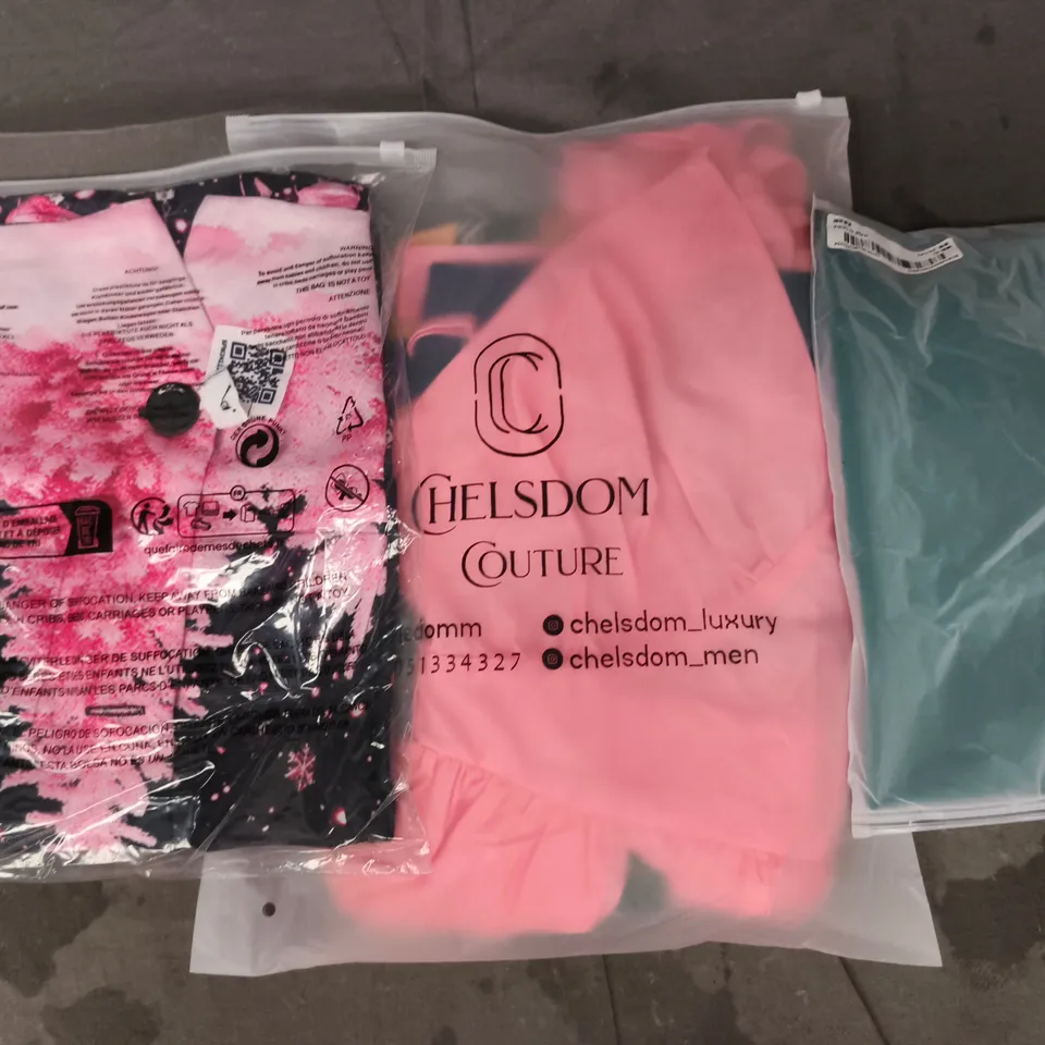 APPROXIMATELY 20 ASSORTED CLOTHING AND FASHION PRODUCTS IN VARIOUS STYLES AND SIZES - COLLECTION ONLY