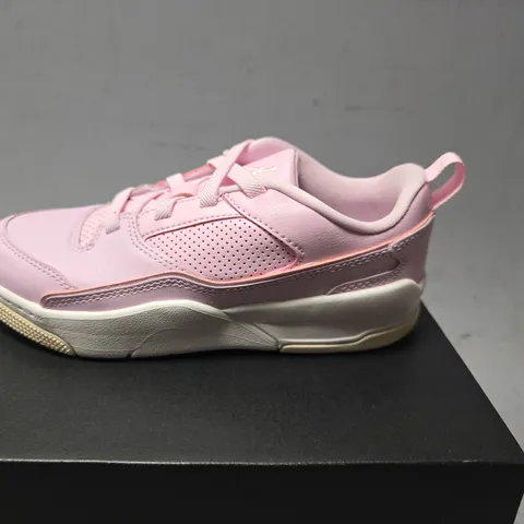 BOXED FLIGHT PINK SIZE 2