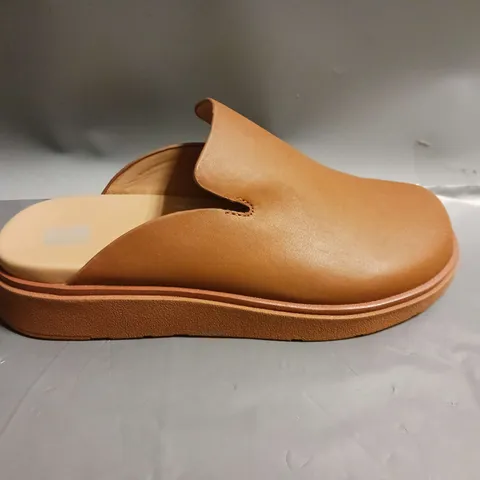 FITFLOP LADIES CLOGS BROWN SIZE 7