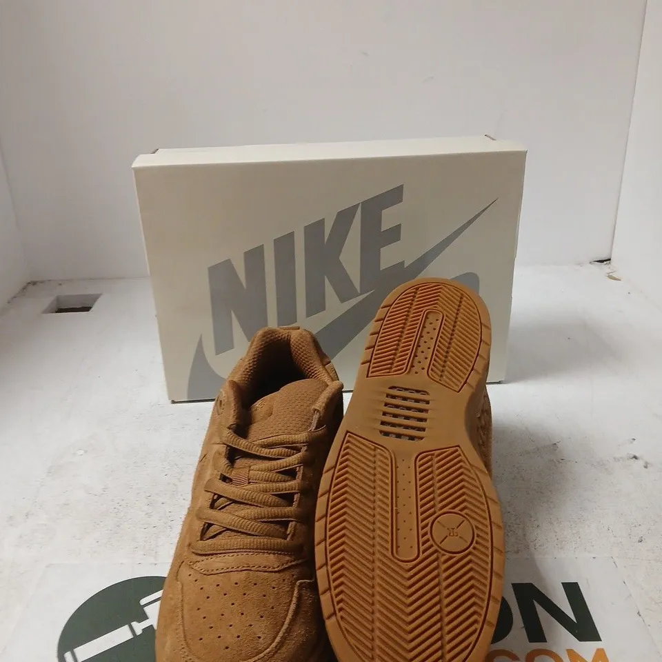 BOXED NIKE SB PAUL RODRIGUEZ ZOOM AIR LOW – UK 11 (EU 46) BROWN SUEDE