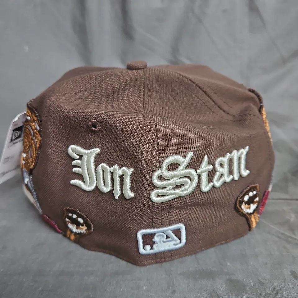 NEW ERA COOPERSTOWN COLLECTION YANKEES CAP – 59FIFTY, BROWN WITH NY LOGO (7 1/4)