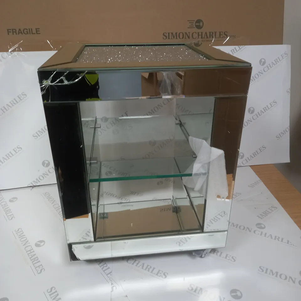 JULIAN MCDONALD MIRRORED SIDE TABLE / COLLECTION ONLY