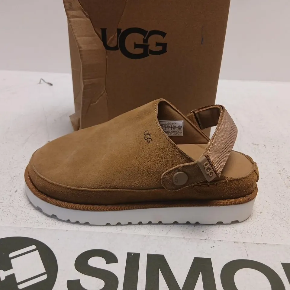 UGG WOMEN'S GOLDENSTAR CLOG – BROWN SUEDE (UK 7 / US 9)