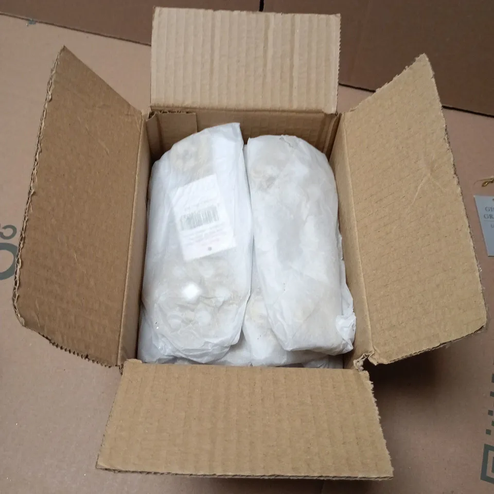 LOT OF 12 AS NEW GISELLA GRAHAM GOLD KEY THEMED HANGING TREE DECORATIONS