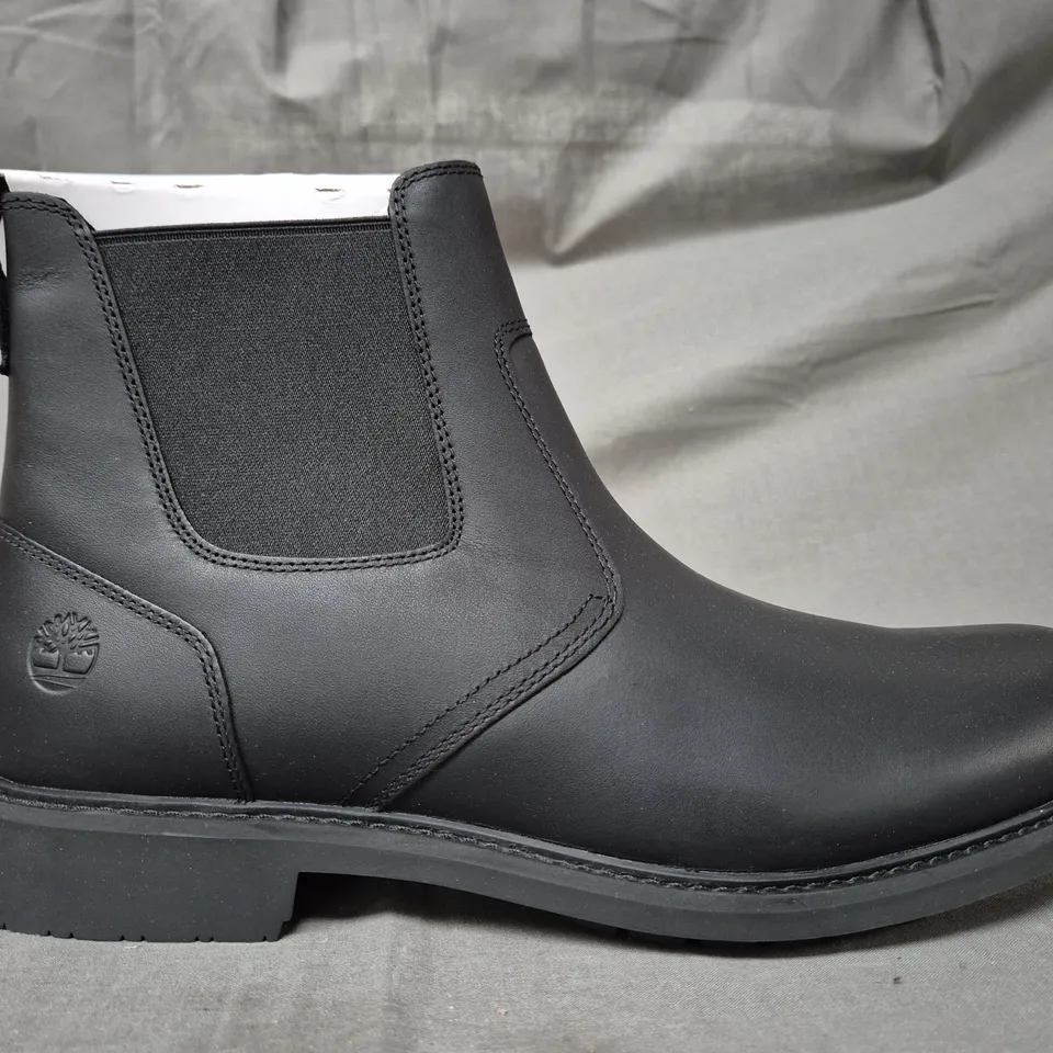 BOXED PAIR OF TIMBERLAND STORMBUCKS MID CHELSEA BOOTS IN BLACK UK SIZE 10