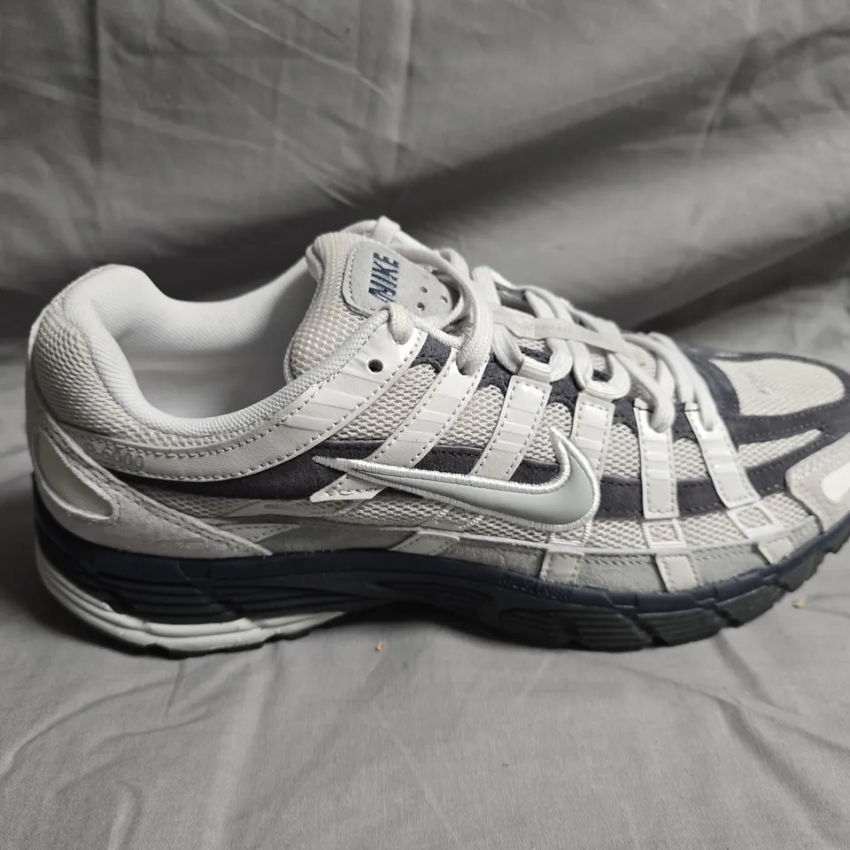 UNBOXED PAIR OF NIKE P-6000 TRAINERS - UK SIZE 9
