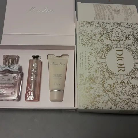 MISS DIOR BLOOMING BOUQUET 3-PIECE SET