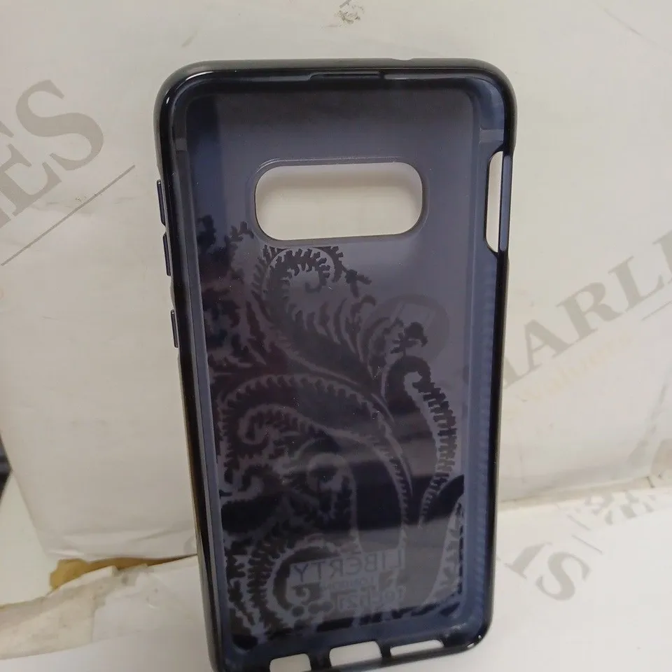 BOX OF 72 TECH21 SAMSUNG GALAXY S10e PHONE CASE 