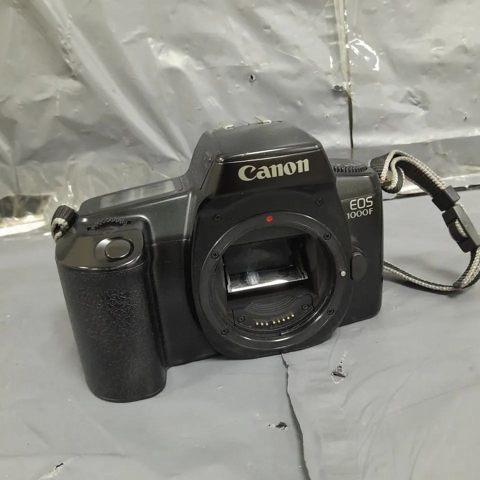 CANON EOS1000F CAMERA 