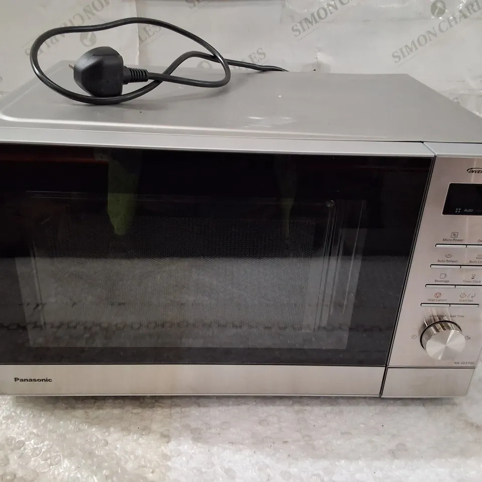 UNBOXED PANASONIC INVERTER MICROWAVE 1000W NN-SD37QS