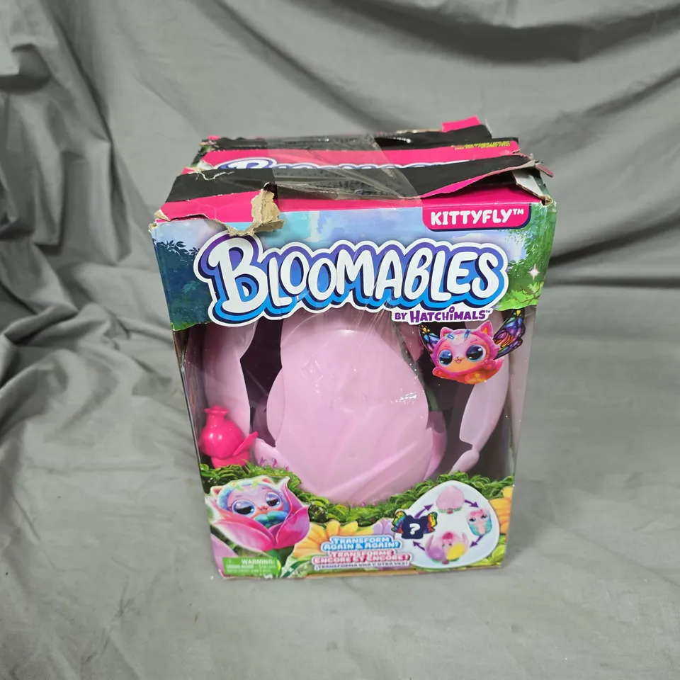 BLOOMABLES BY HATCHIMALS – PINK EGG TOY IN BOX (DAMAGED PACKAGING)